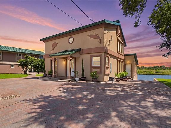 3rd image of 3194 INDIAN GULF LANE