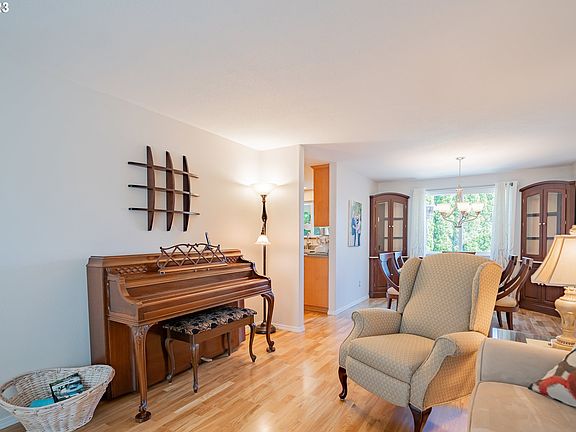 5th image of 13206 NE 91st St