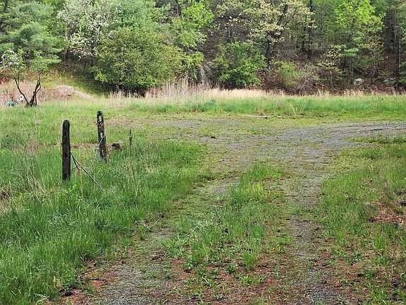 5th image of 65 Farm Rd Lot 6