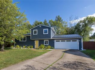 4909 Foxboro Ct, Erie, PA