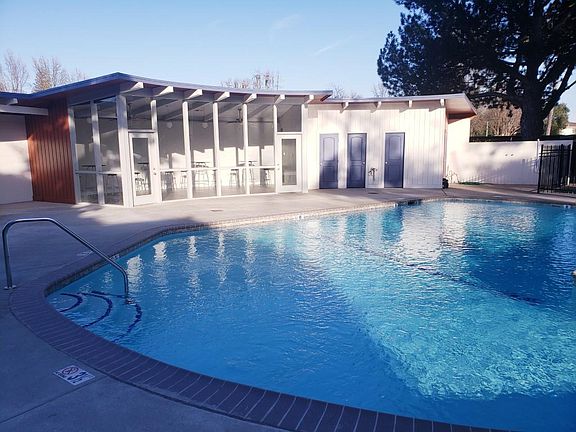 5th image of 3255 Julliard Dr #225