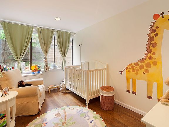 5th image of 177 E 79th St APT 1