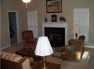 1619 Woodberry Dr, Mobile, AL 36695