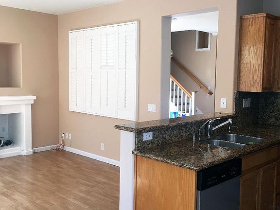 4th image of 2585 Canary Palm Ct