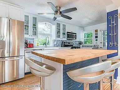 Kingsley Pl
