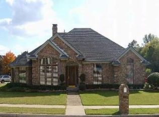 700 Parkhaven Dr, Mesquite, TX 75149