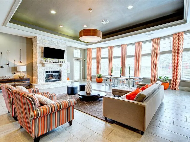 Madison Dell Ranch Apartments — Photo 4