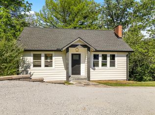 523 Harrison Ave, Franklin, NC 28734