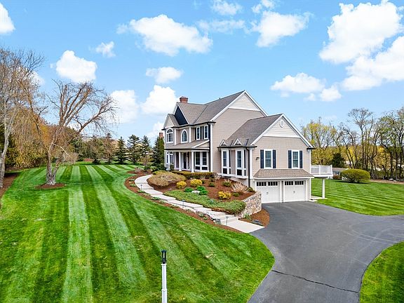 2nd image of 9 Round Farm Rd