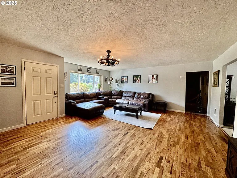 25371 Perkins Rd — Photo 5