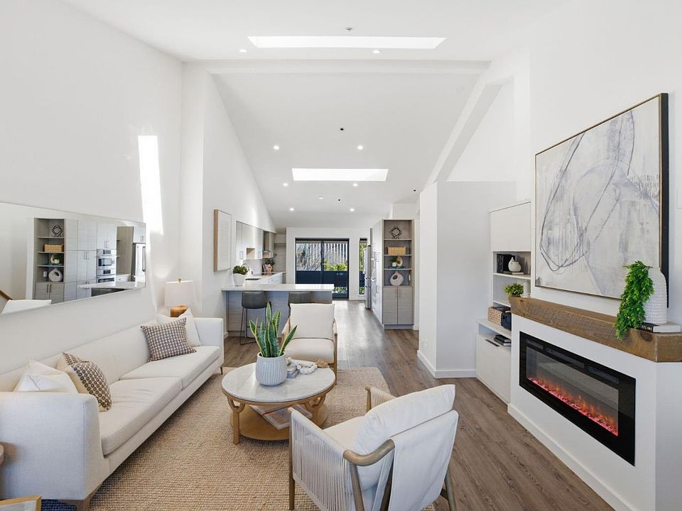 1st image of 685 High St APT 5A