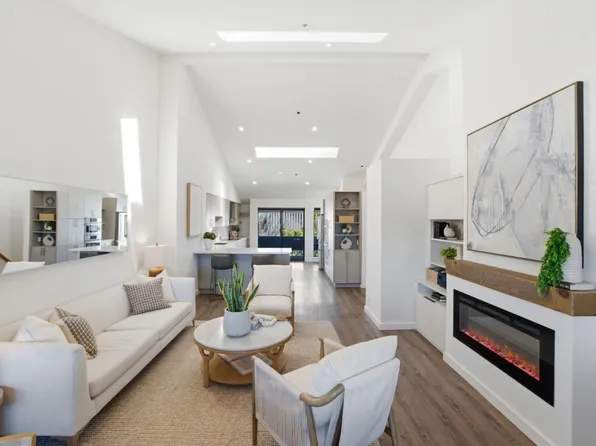 685 High St APT 5A, Palo Alto, CA 94301