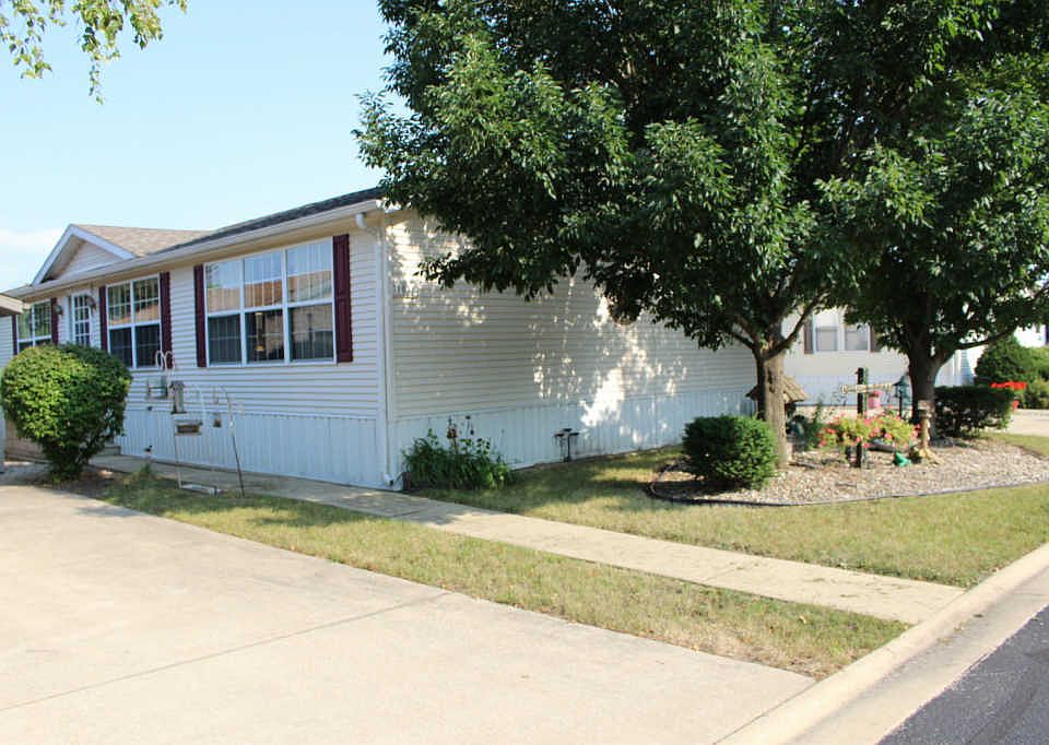 1st image of 1016 Woodlawn Dr