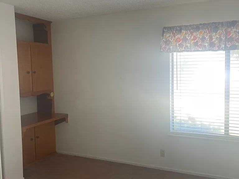 926 Northwood Dr — Photo 6