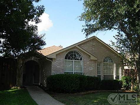 1st image of 3101 Fox Hollow Dr
