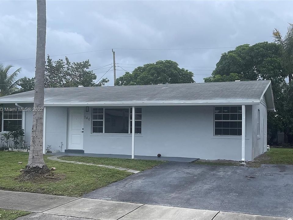1st image of 740 NE 43rd St #0
