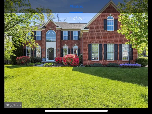 542 Sawgrass Dr, Charles Town, WV 25414