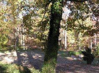 555 Cardinal Ridge Dr, Rocky Mount, VA 24151