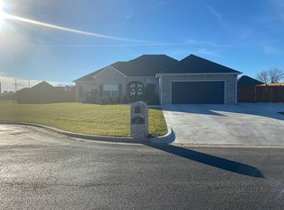 4117 Stonecreek Dr, Muskogee, OK 74403