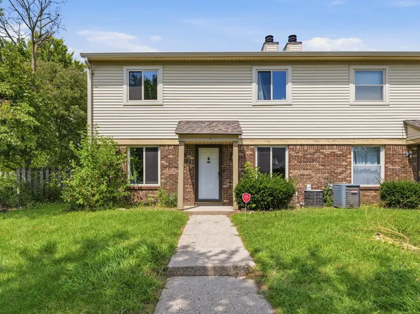 6022 Oakbrook Ln, Indianapolis, IN 46254