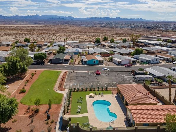 1651 Esquina St, Laughlin, NV 89029
