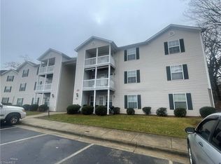 905 Hanahan Ct Unit 2A, Greensboro, NC 27409