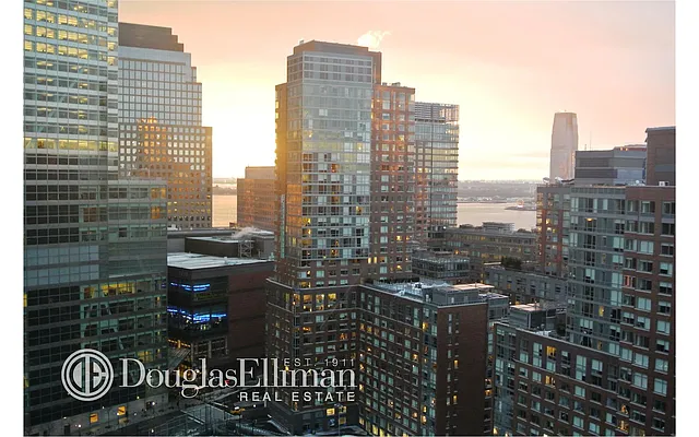 Rented by Douglas Elliman | media 3