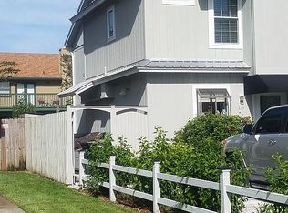 176 Pine St, Atlantic Beach, FL 32233