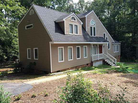3rd image of 8100 Buford Oaks Dr