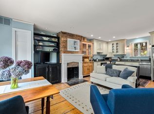 7 Bunker Hill Ct, Charlestown, MA 02129