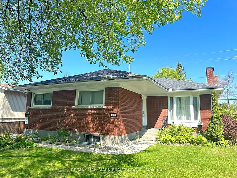 1132 Cline Cres #A — Photo 1