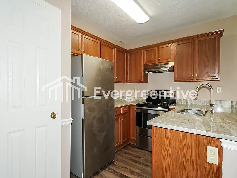 3931 Old Brownsville Rd — Photo 5