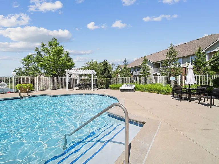 Summit Pointe — Photo 51