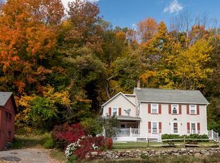 25 Hickory Rd, Highland Lakes, NJ 07422