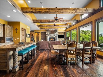32 Wild Pines Ct, Sunrise Beach, MO, 65079