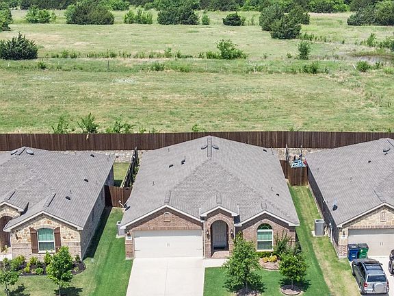 2nd image of 1053 N Churchill Dr