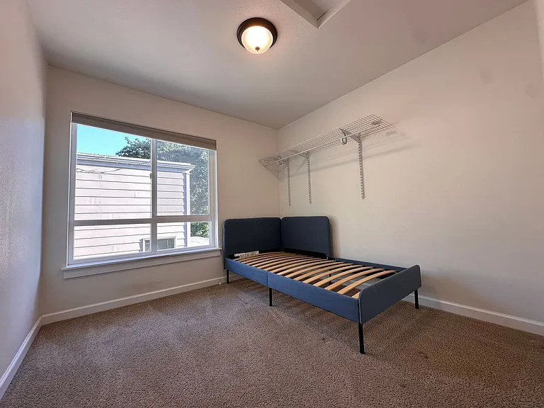 4732 22nd Ave NE — Photo 20