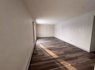 15525 103rd Ave NW #302, Edmonton, AB T5P4E9