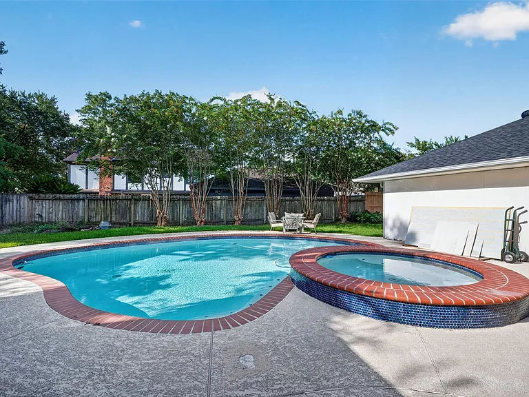 3910 Chile Dr — Photo 43