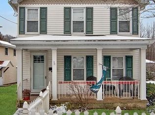294 Canaan St #L-11, Carbondale, PA 18407