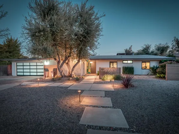 1527 W San Ramon Ave, Fresno, CA 93711