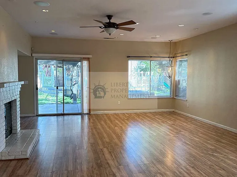 4705 Edgebrook Ave — Photo 3