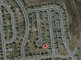 3 Stone Creek Ct, Easton, PA 18045