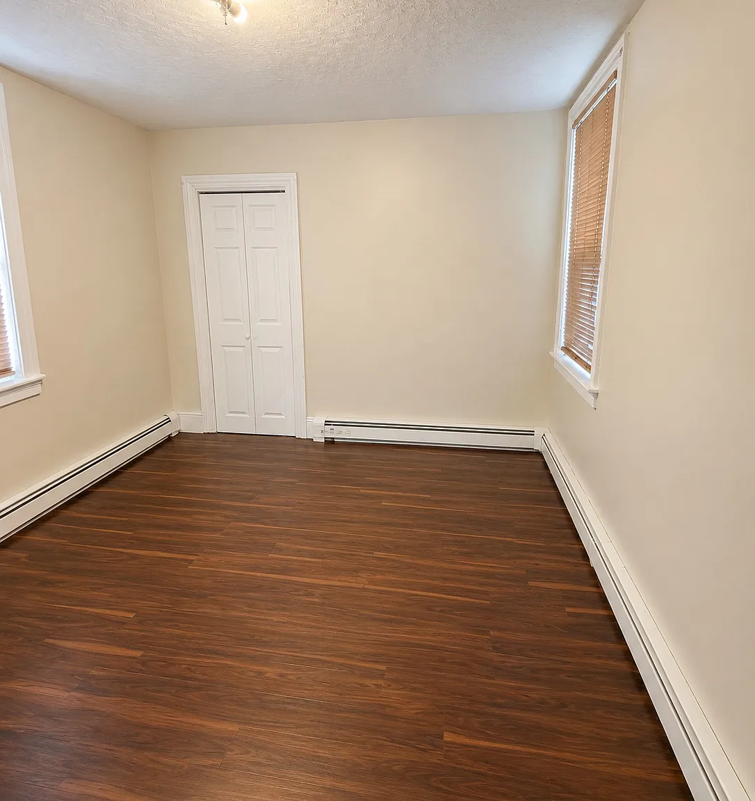37 Bowers St — Photo 1