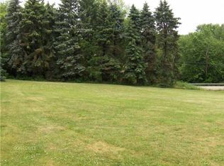 25 Mount View Dr, Burgettstown, PA 15021