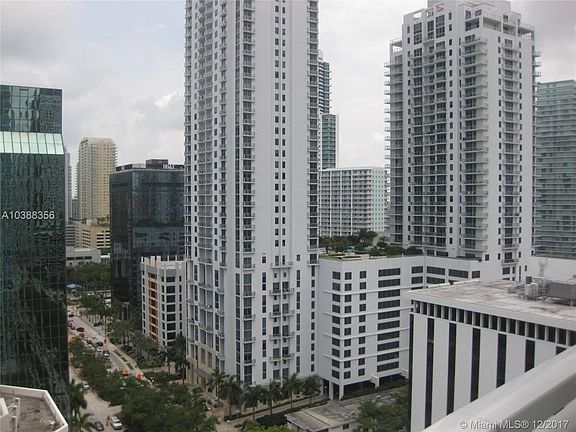 5th image of 951 Brickell Ave APT 1910
