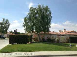2915 Brookside Dr, Bakersfield, CA 93311