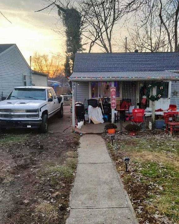 1st image of 4513 Wire Dr