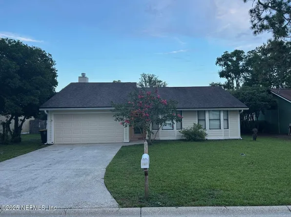 657 RADNOR Lane, Jacksonville, FL 32221