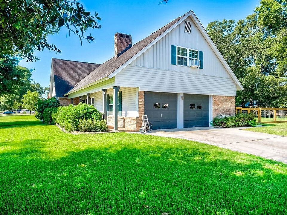 1455 Howell St Beaumont TX 77706 Zillow